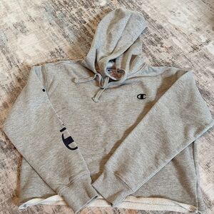 Champion Women's Cropped Hoodie Size Medium gray